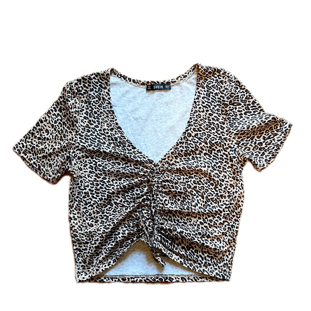 Drawstring Front Leopard Crop Tee - Picture 2 of 3
